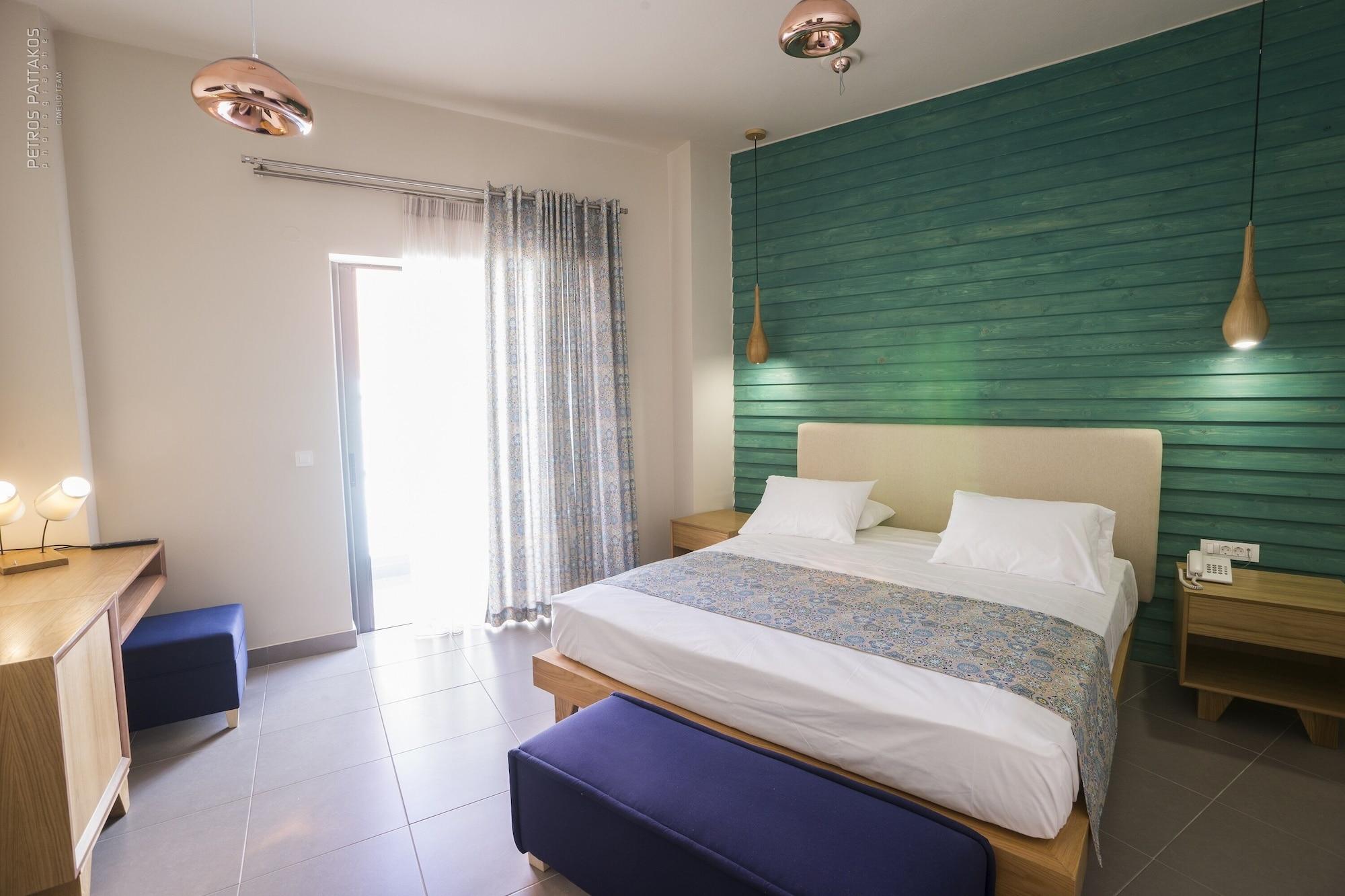 Elia 4* Agia Marina
