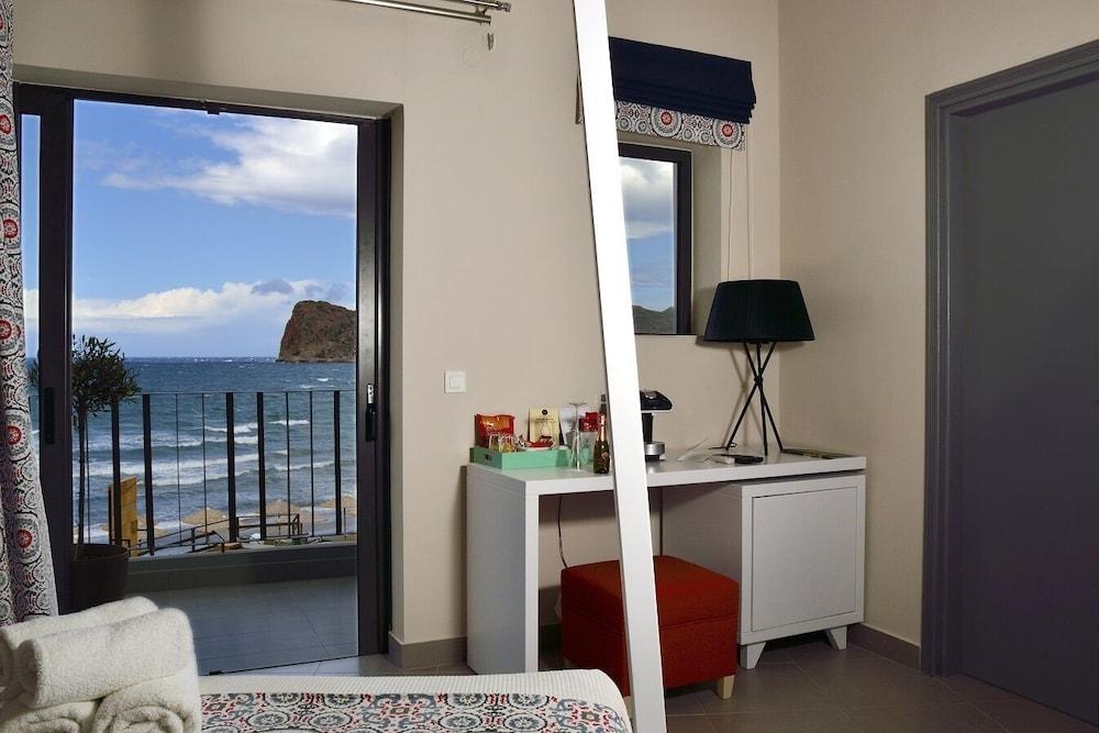 Hotel Elia 4*